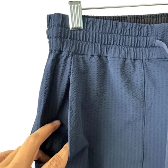 Lululemon Active Wear Casual Minimal - Picture 7 of 10